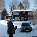 Hälsar på Djiin i hans nya hus i Lerum!