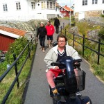 Håkan åkte, och vi gick runt ön.