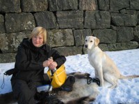 Fia och Hugo i solen